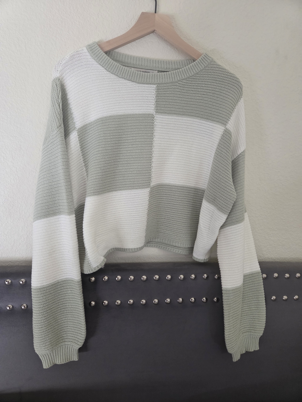 Women’s Chunky Stripe Crewneck Sweater - Sage and White